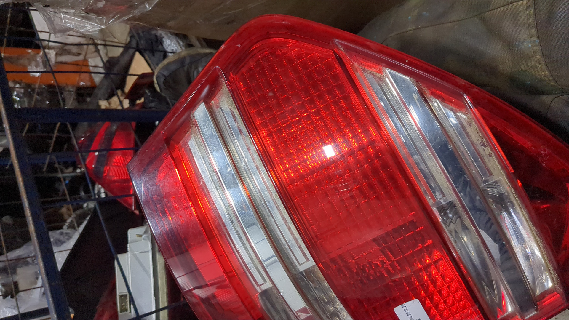 Фонарь задний левый