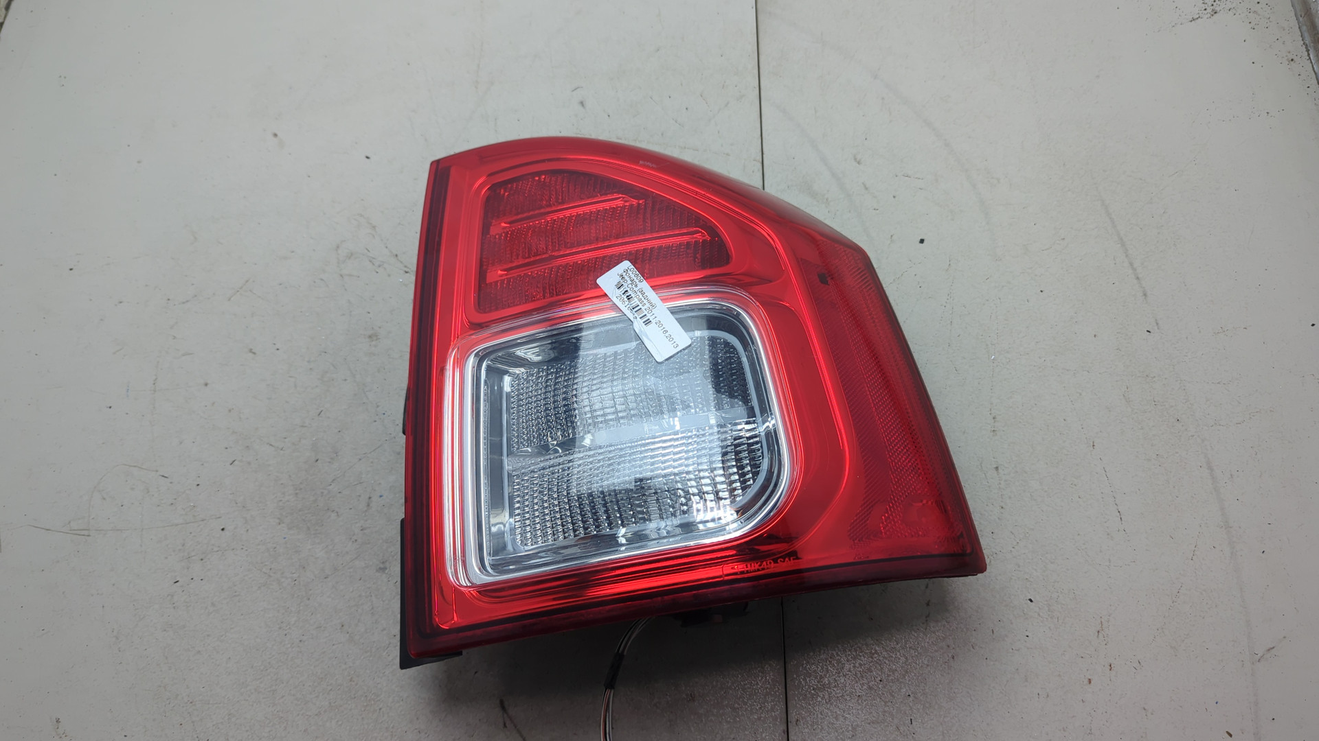 Фонарь задний правый