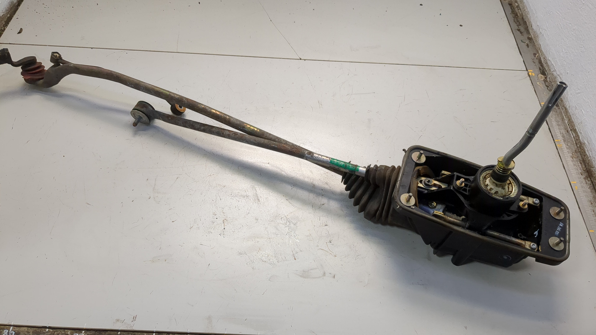 Кулиса МКПП / АКПП