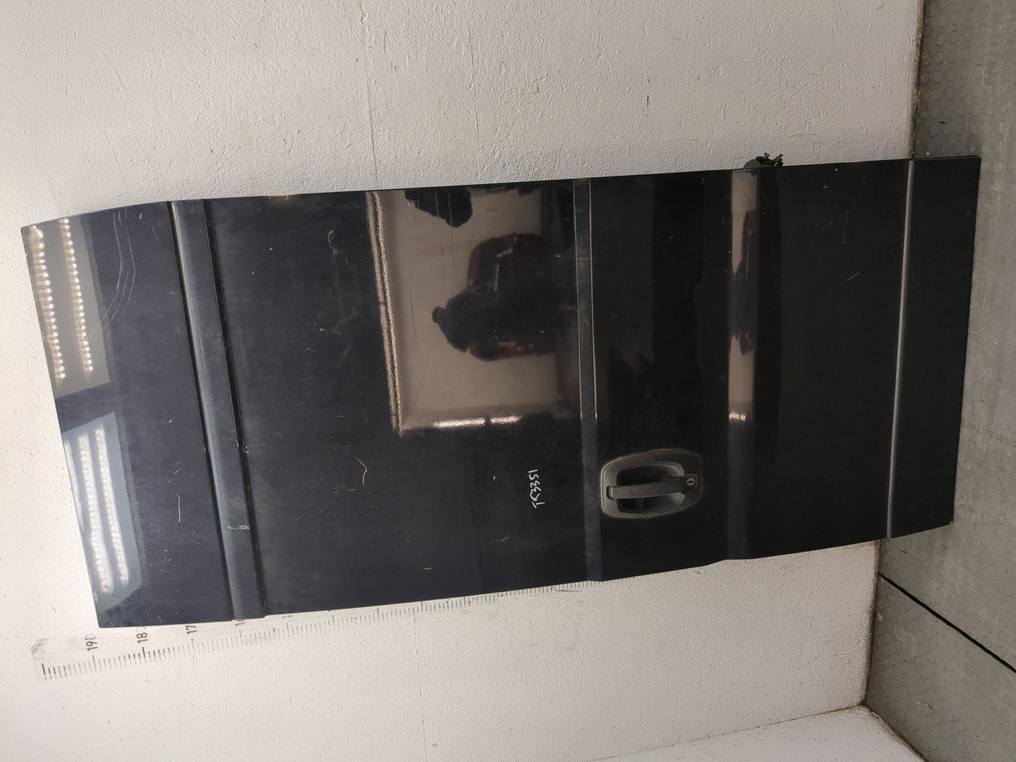 Дверь багажника правая