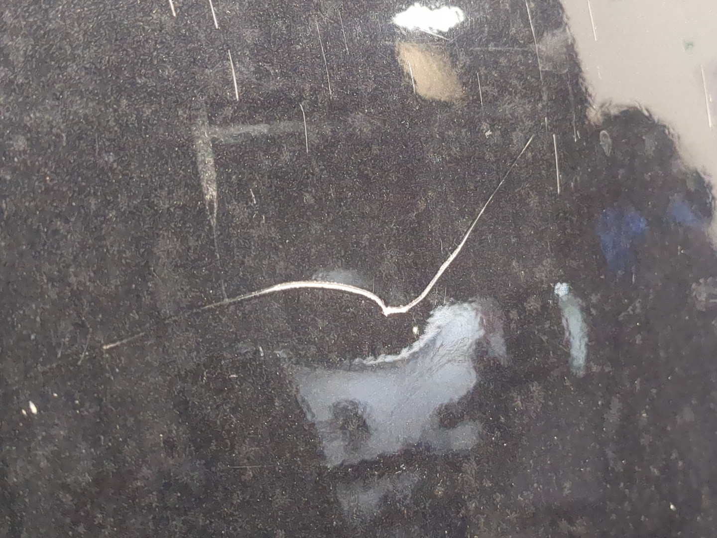 Дверь багажника правая