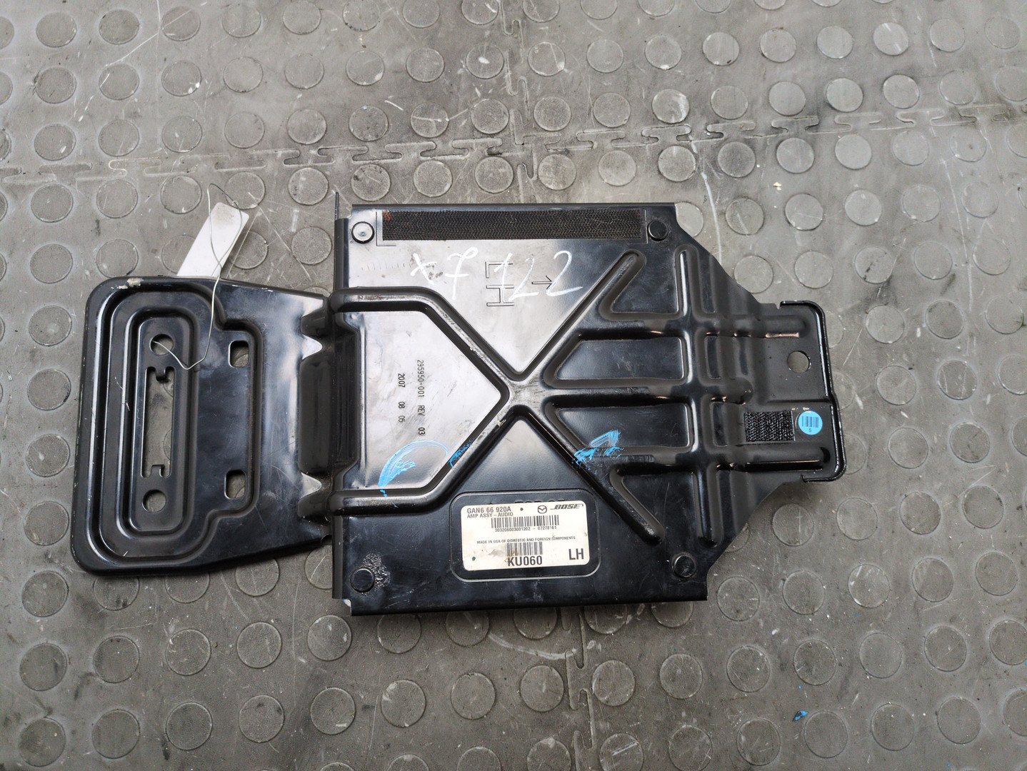 Усилитель акустической системы