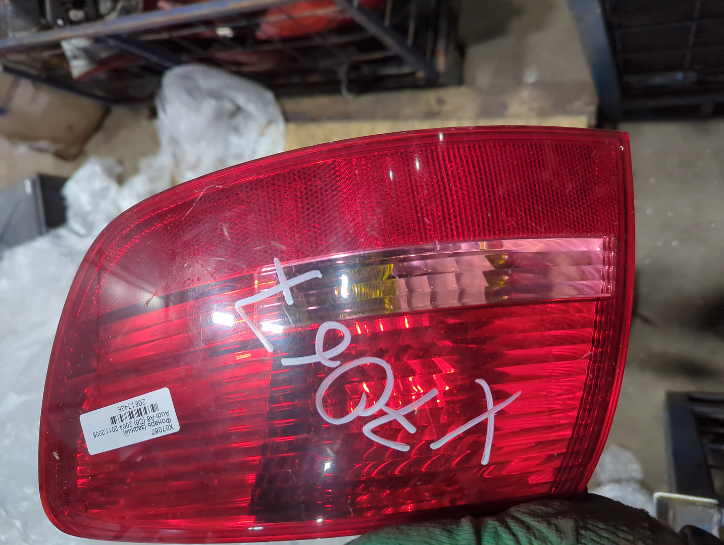 Фонарь задний правый