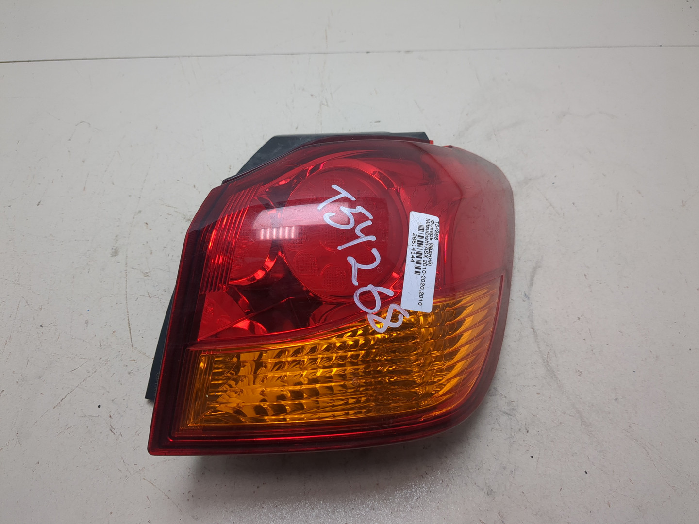 Фонарь задний правый