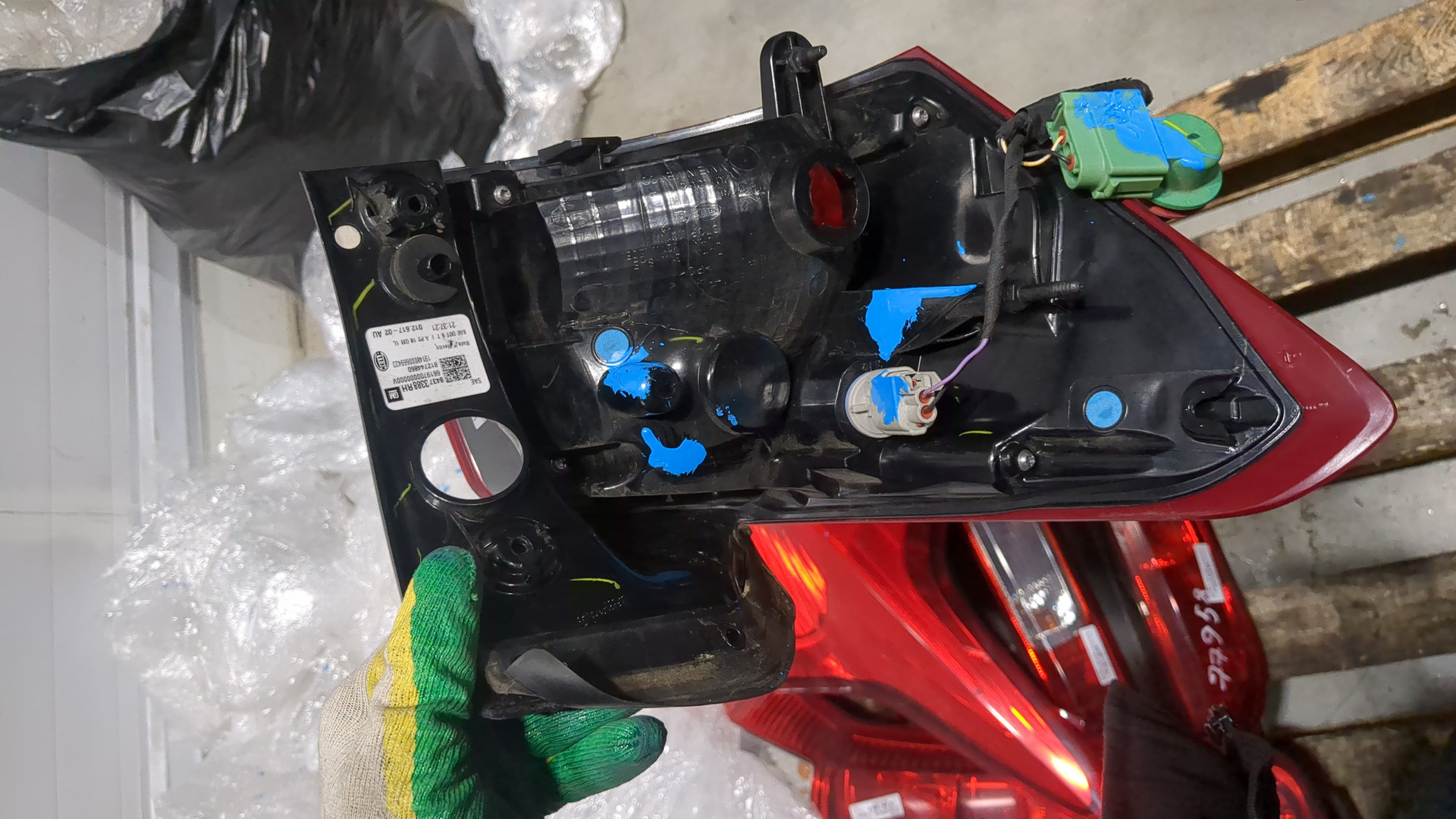 Фонарь задний правый