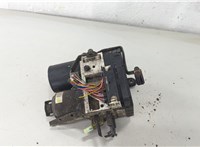  Блок АБС, насос (ABS, ESP, ASR) Toyota Prius 2003-2009 20615158 #1