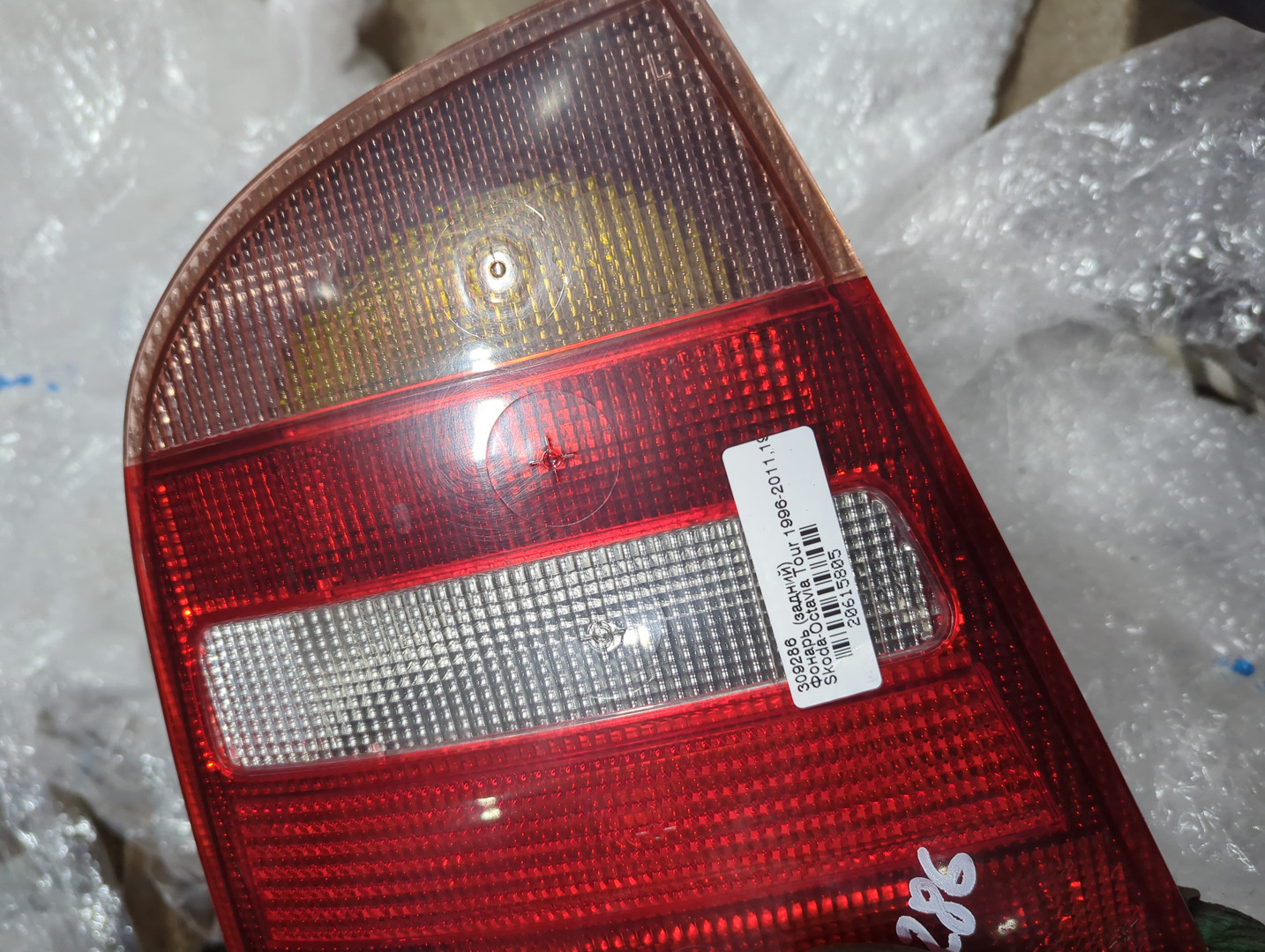 Фонарь задний левый