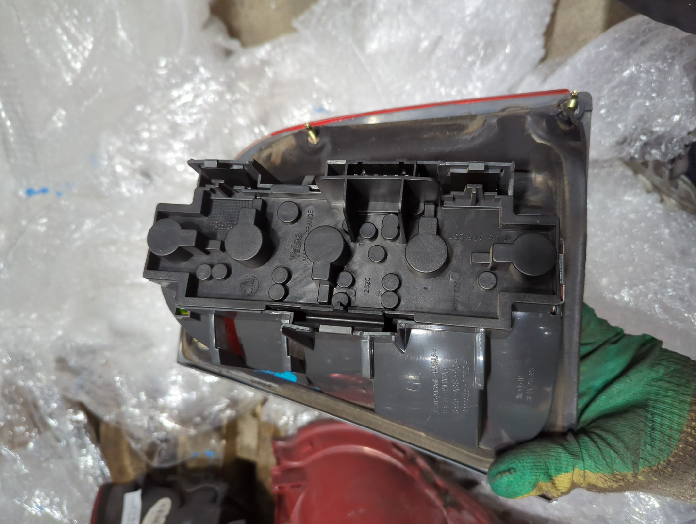 Фонарь задний левый