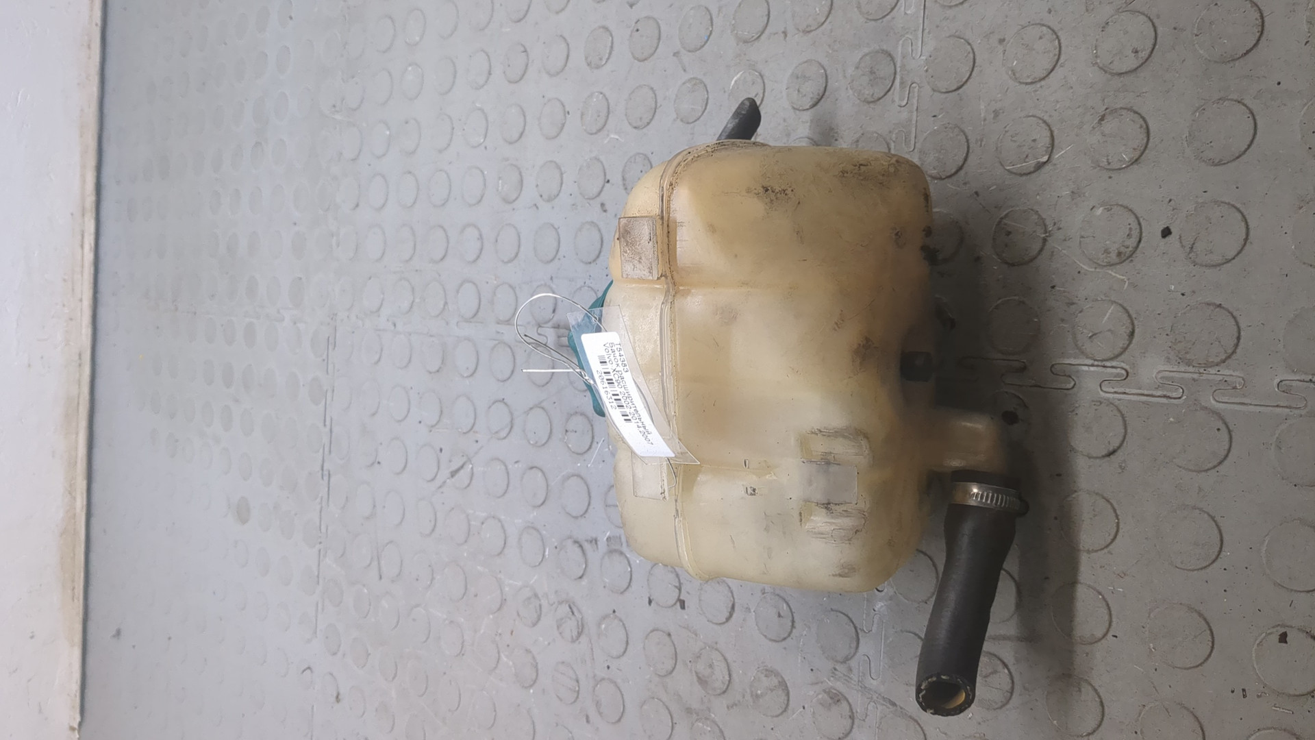 Бачок расширительный