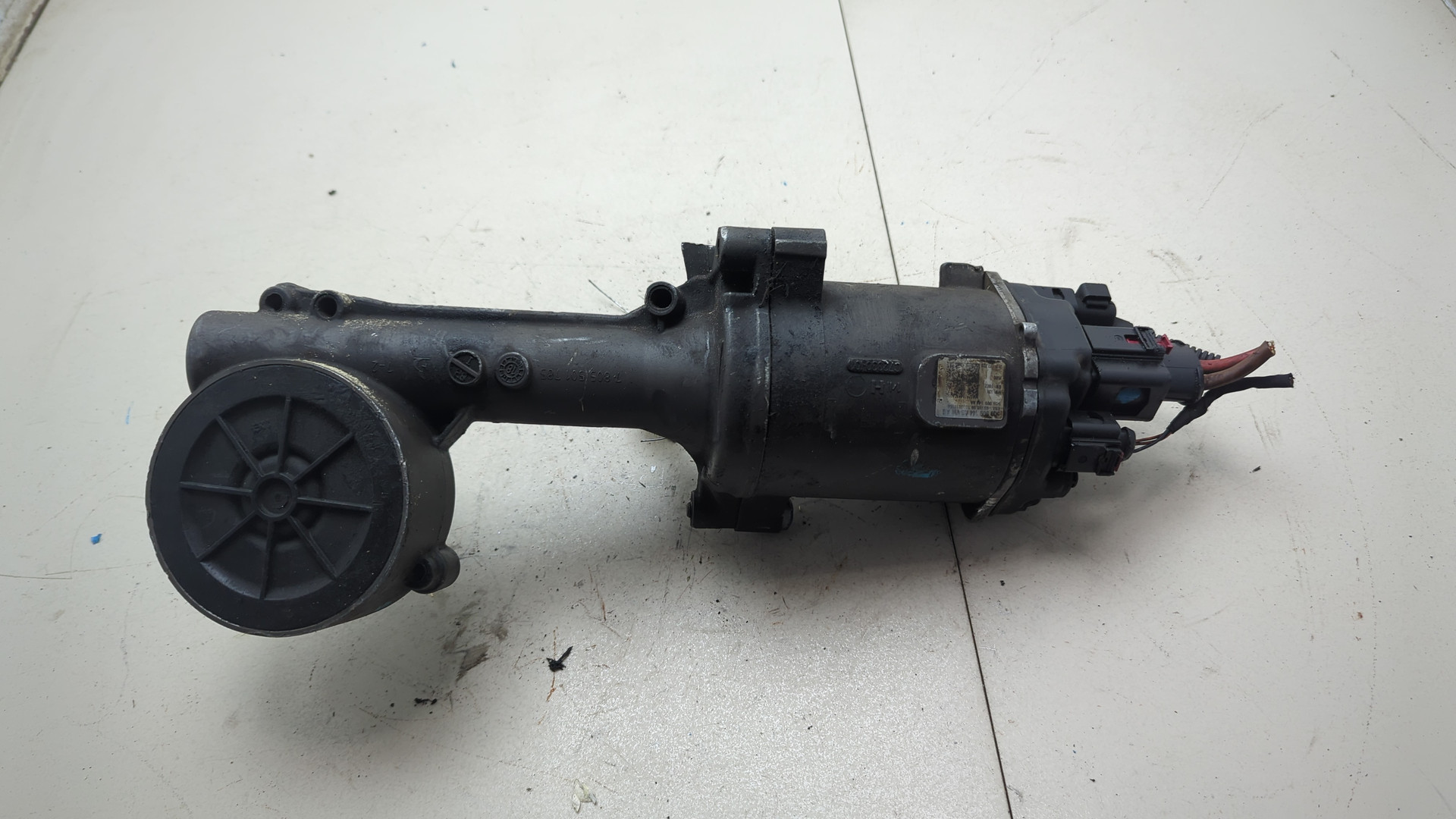 Серводвигатель рулевой рейки