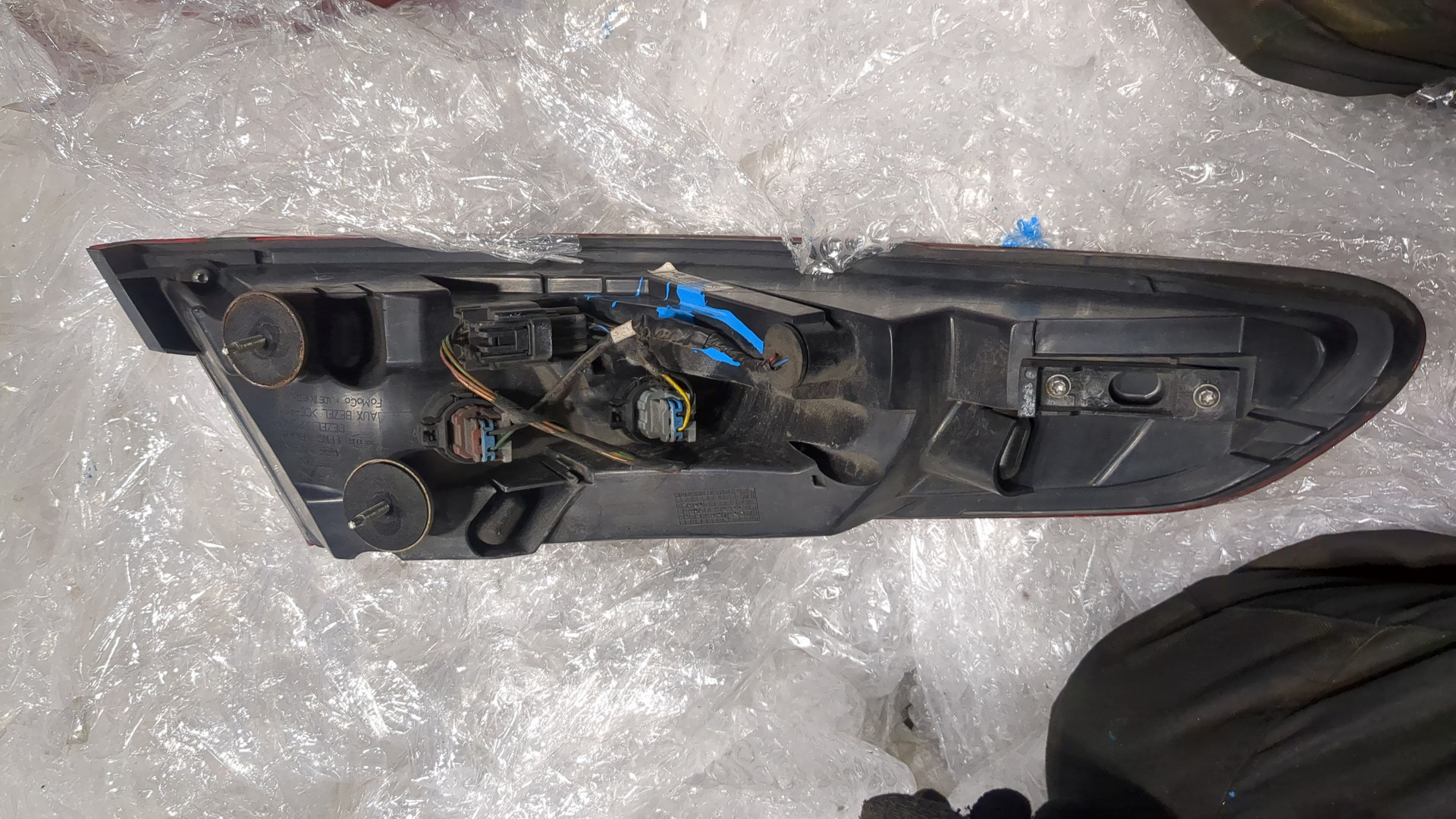 Фонарь задний правый