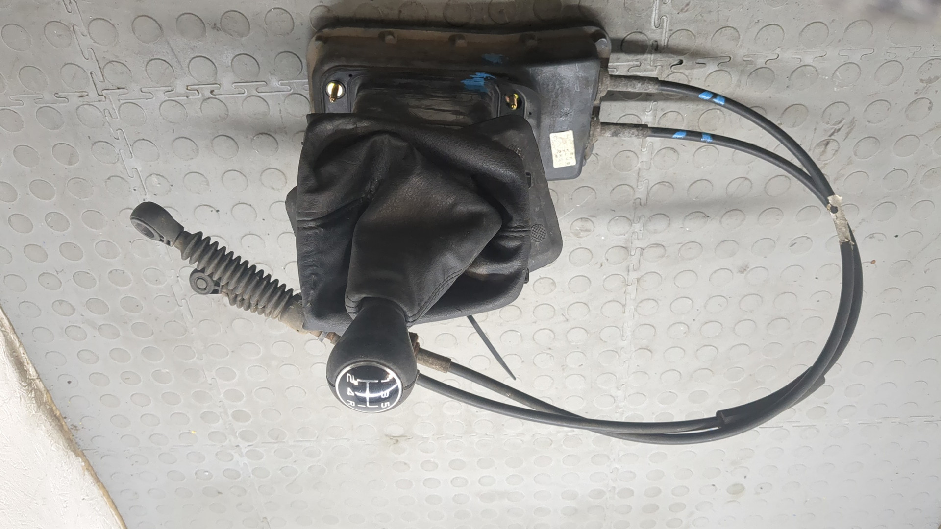 Кулиса МКПП / АКПП