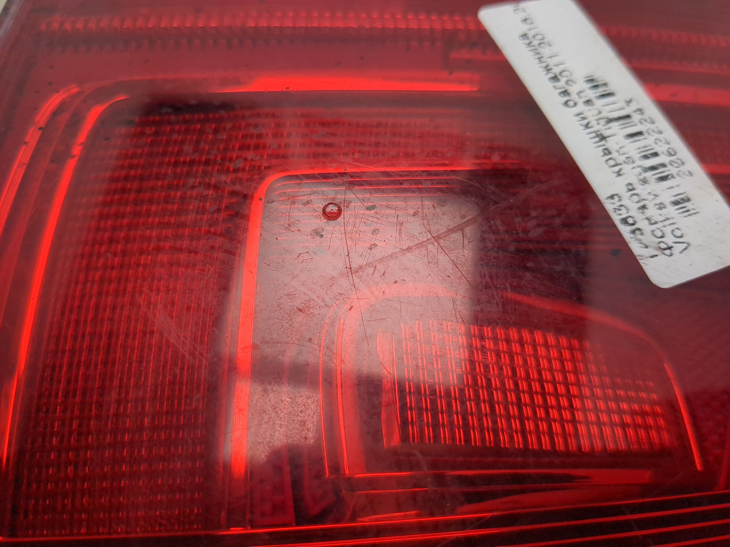 Фонарь задний внутренний левый