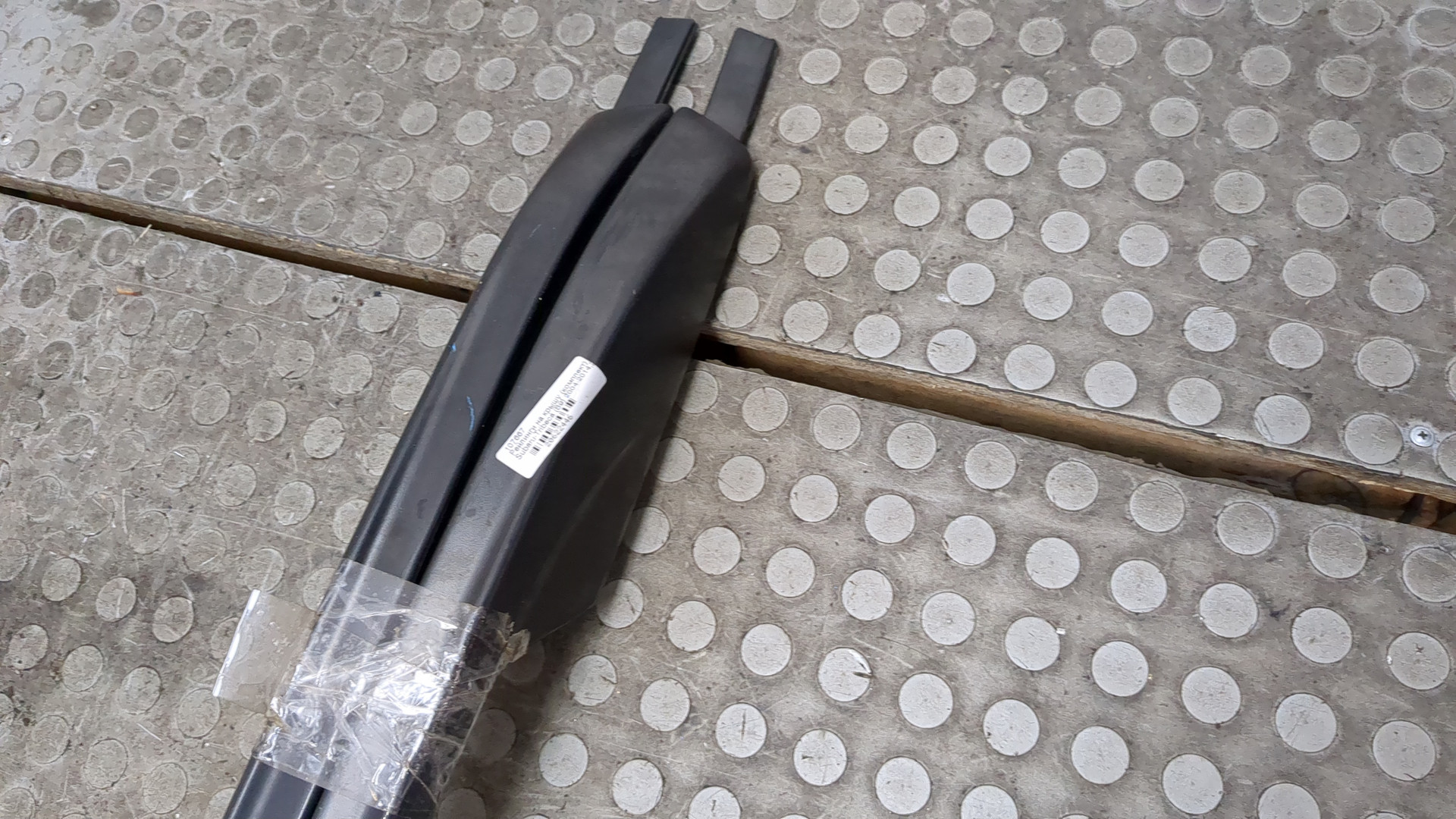 Рейлинги (релинг) к-кт (планки на крышу)