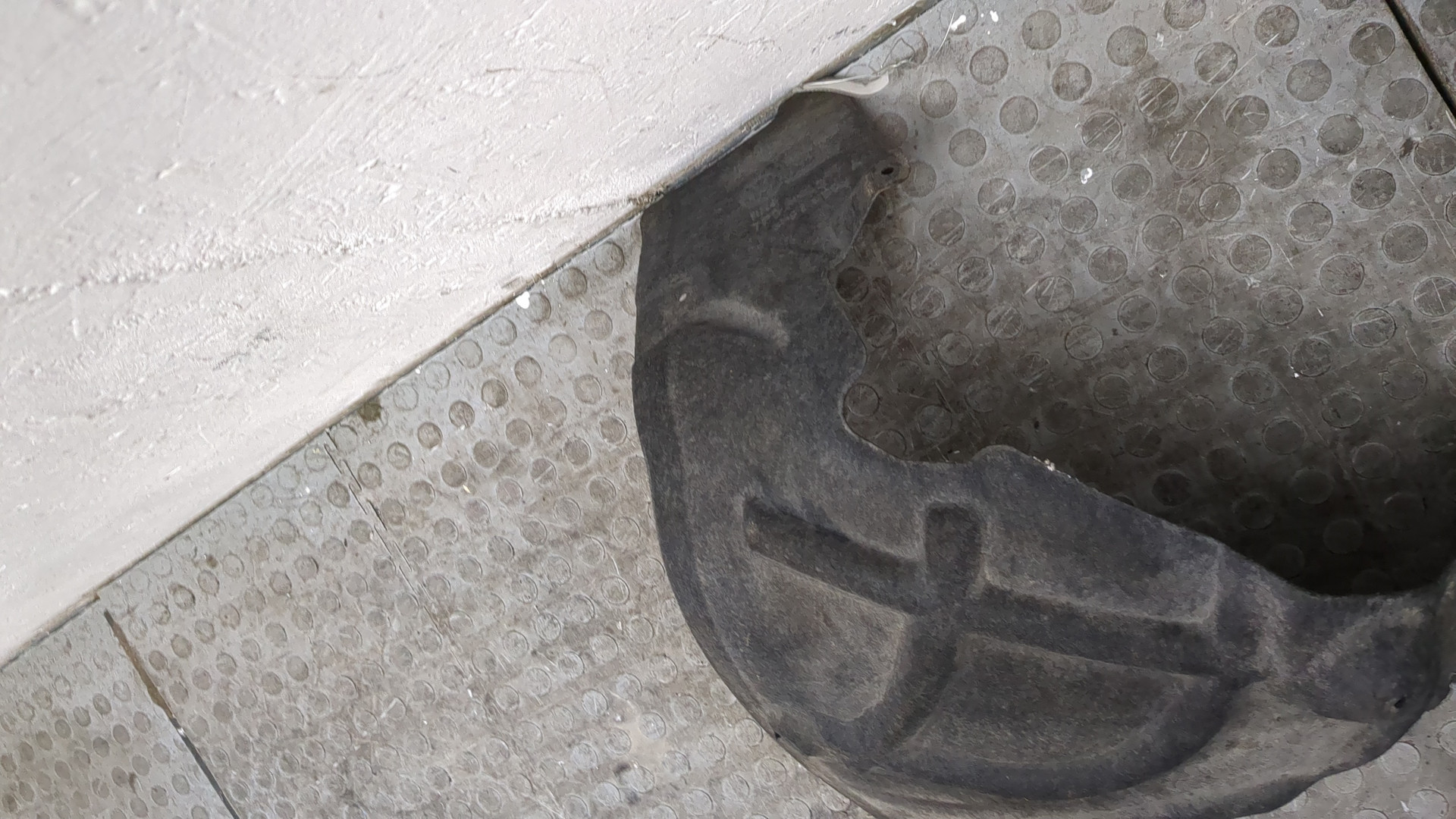 Локер передний левый