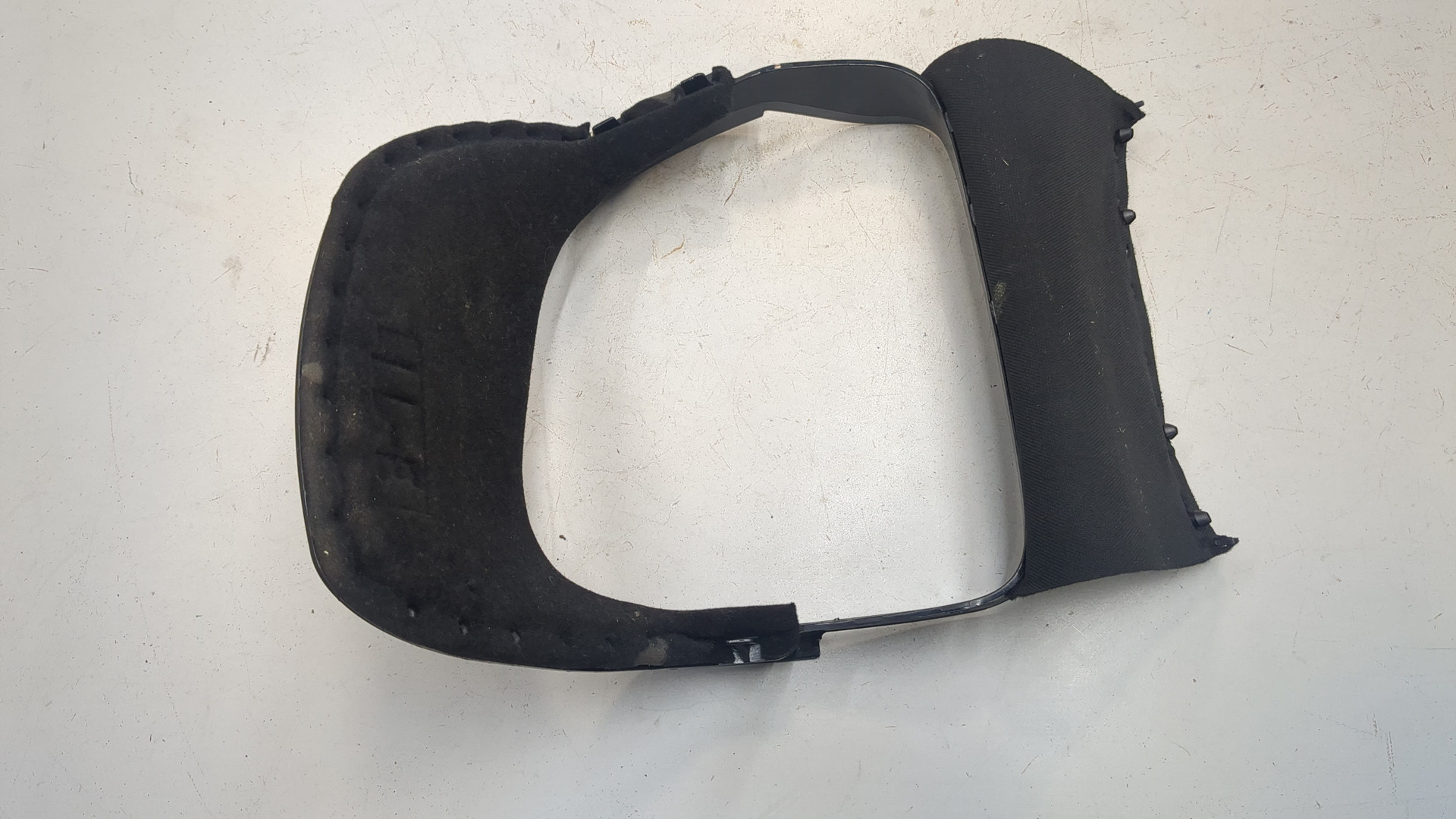 Кожух рулевой колонки