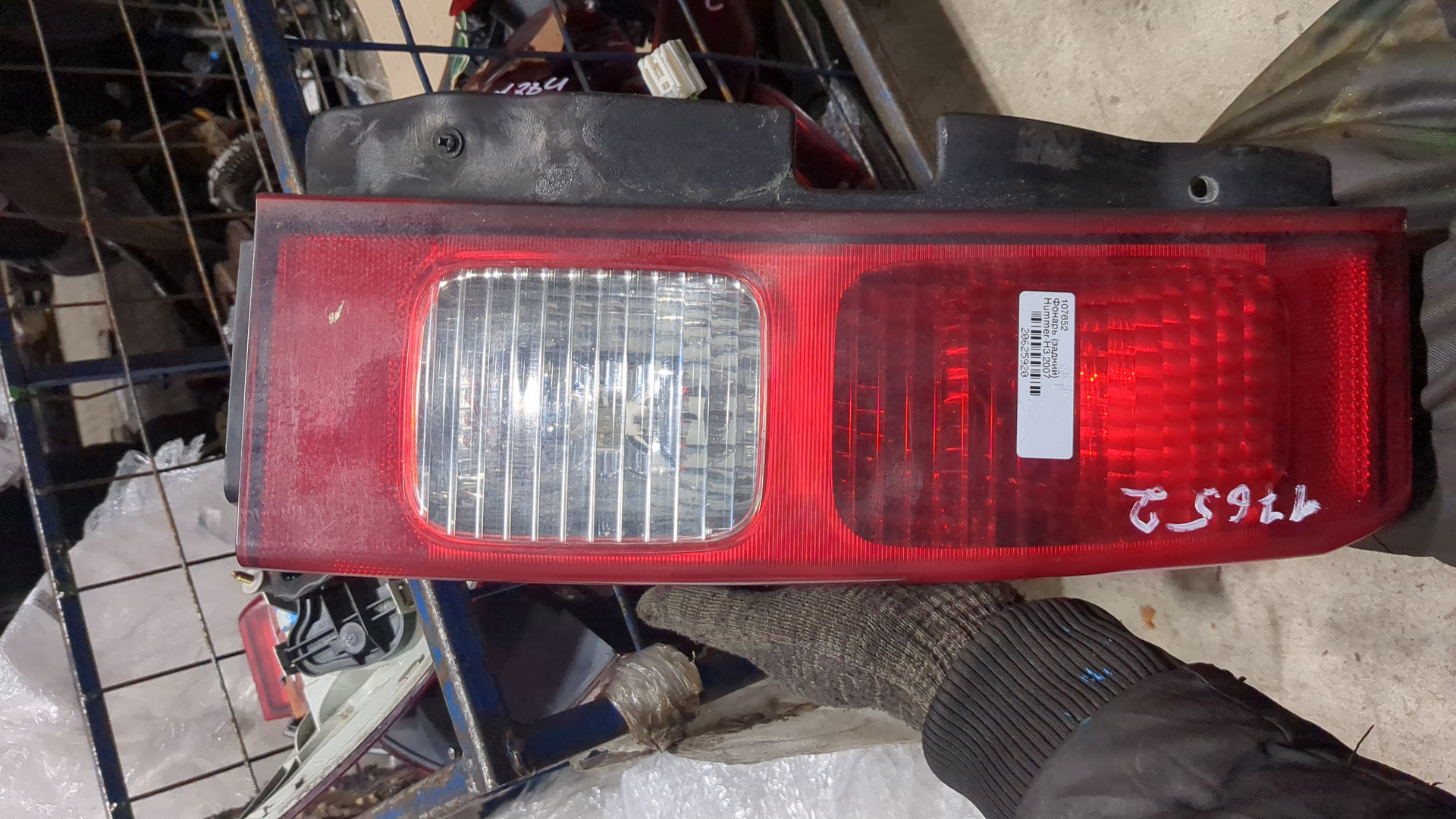Фонарь задний правый