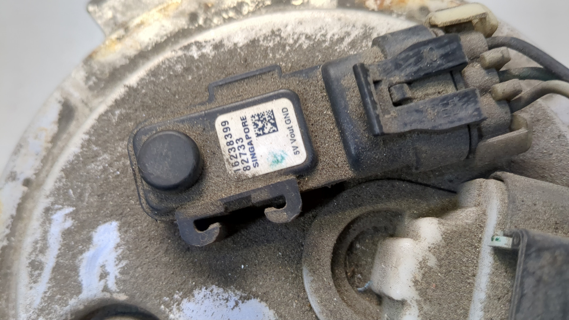 Насос топливный электрический