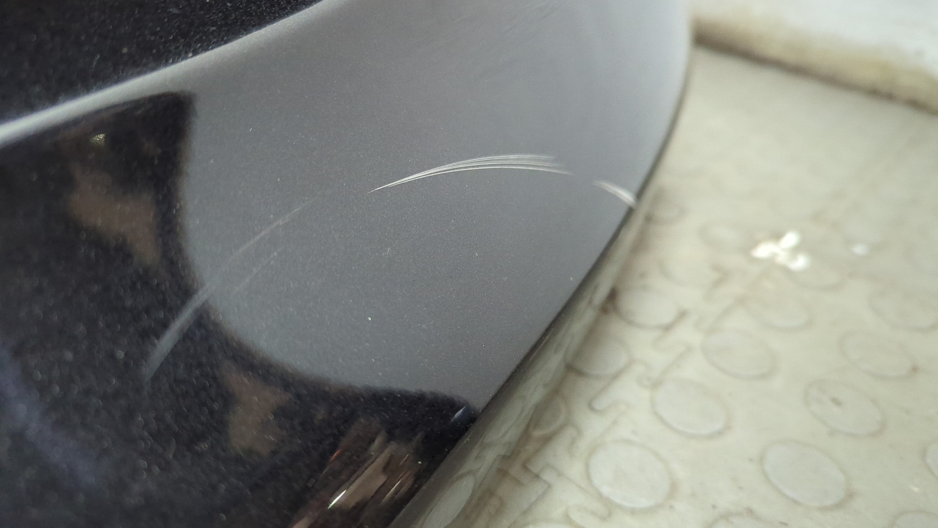 Дверь багажника