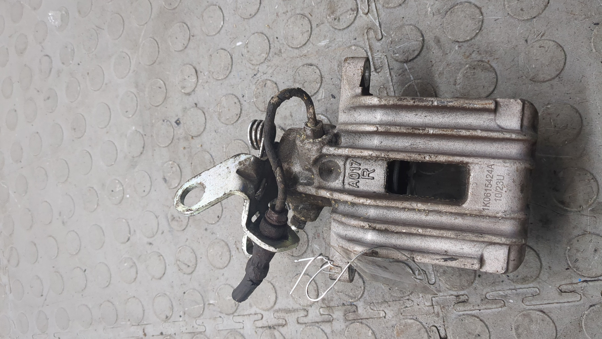 Суппорт задний правый