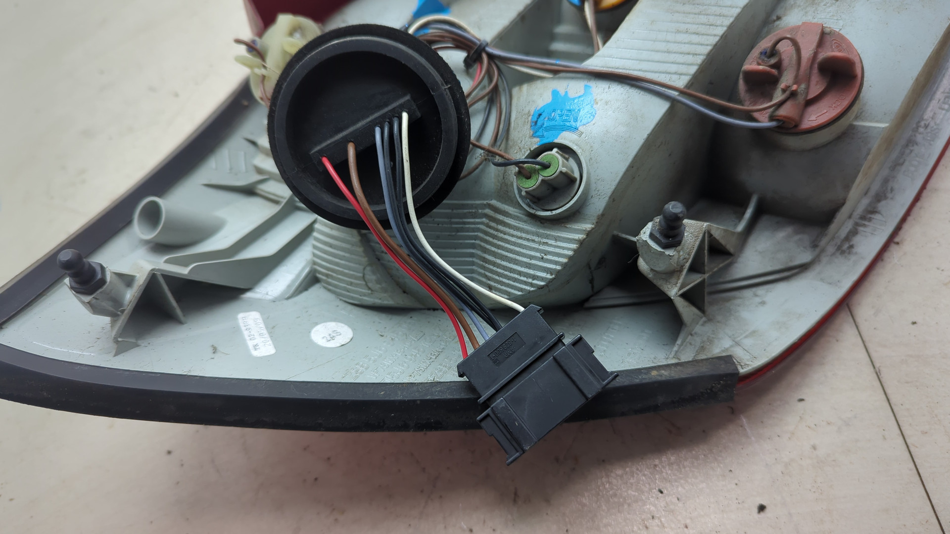 Фонарь задний правый