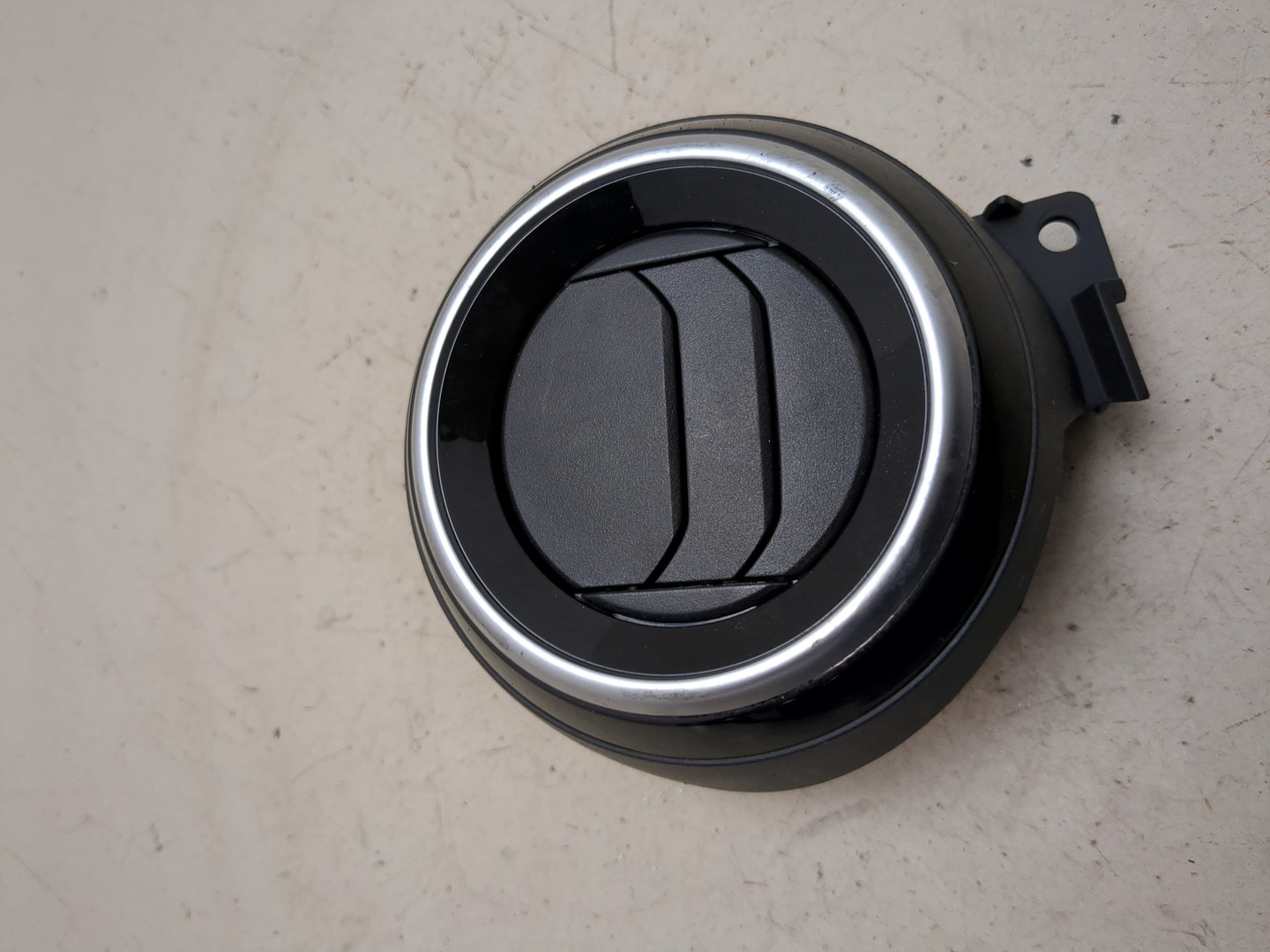 Дефлектор воздушный