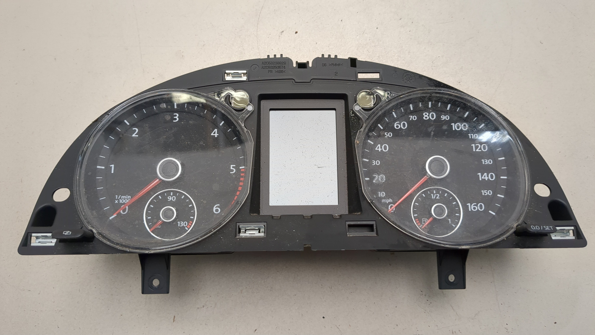 Щитокприборов(приборнаяпанель)VolkswagenPassat72010-2015Европа,артикул20629427