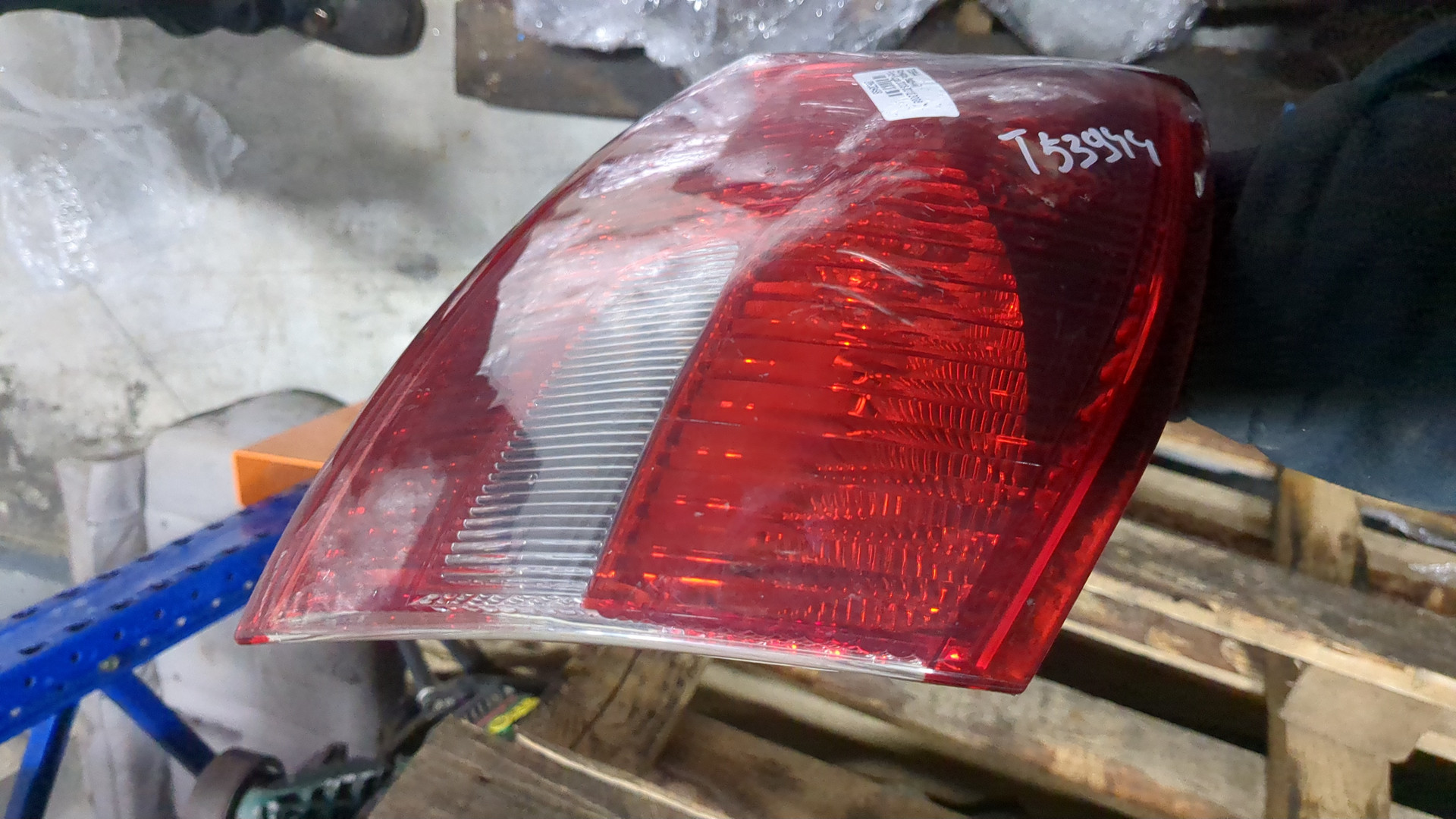 Фонарь задний левый