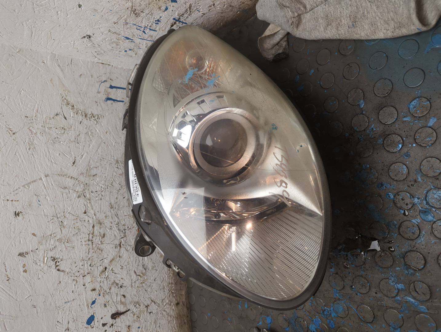 Фара правая