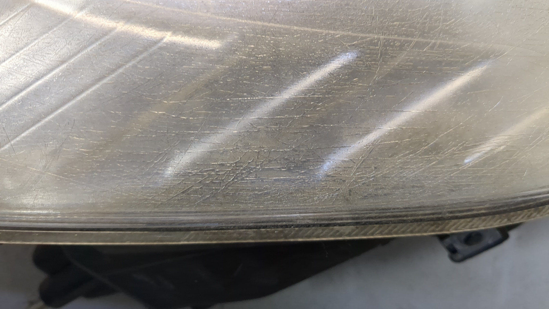 Фара правая