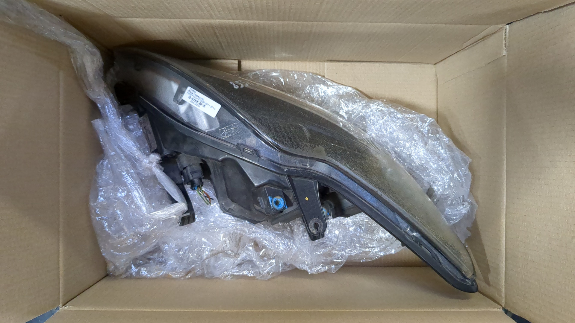 Фара правая