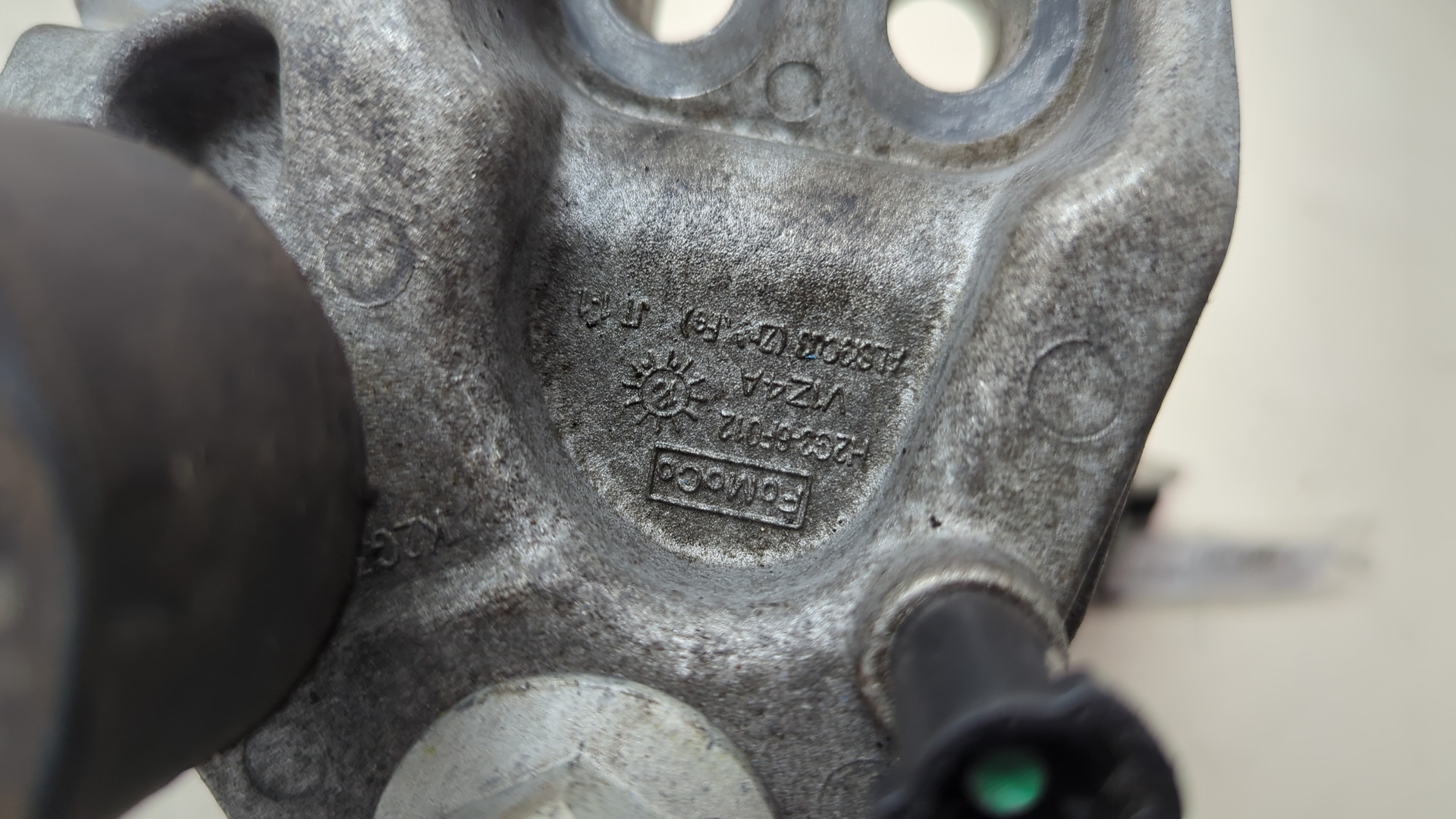 Опора двигателя правая