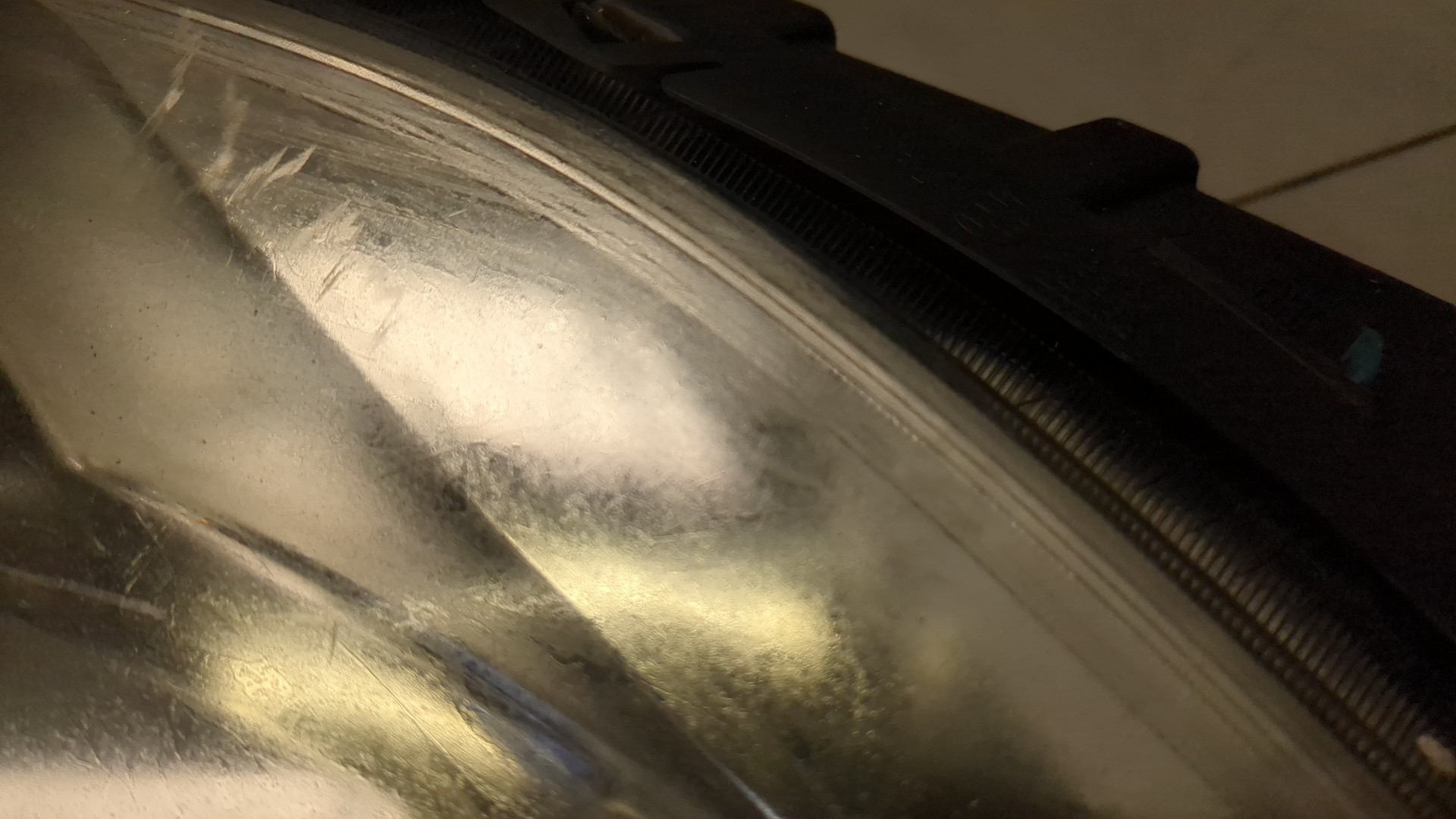 Фара правая