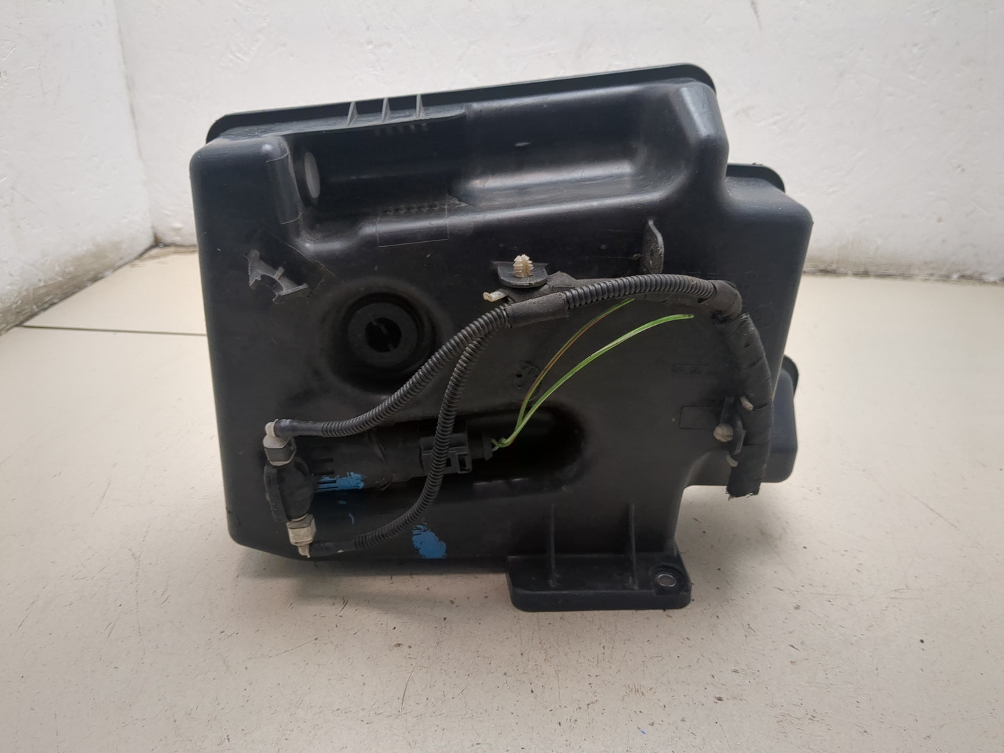 Бачок омывателя лобового стекла