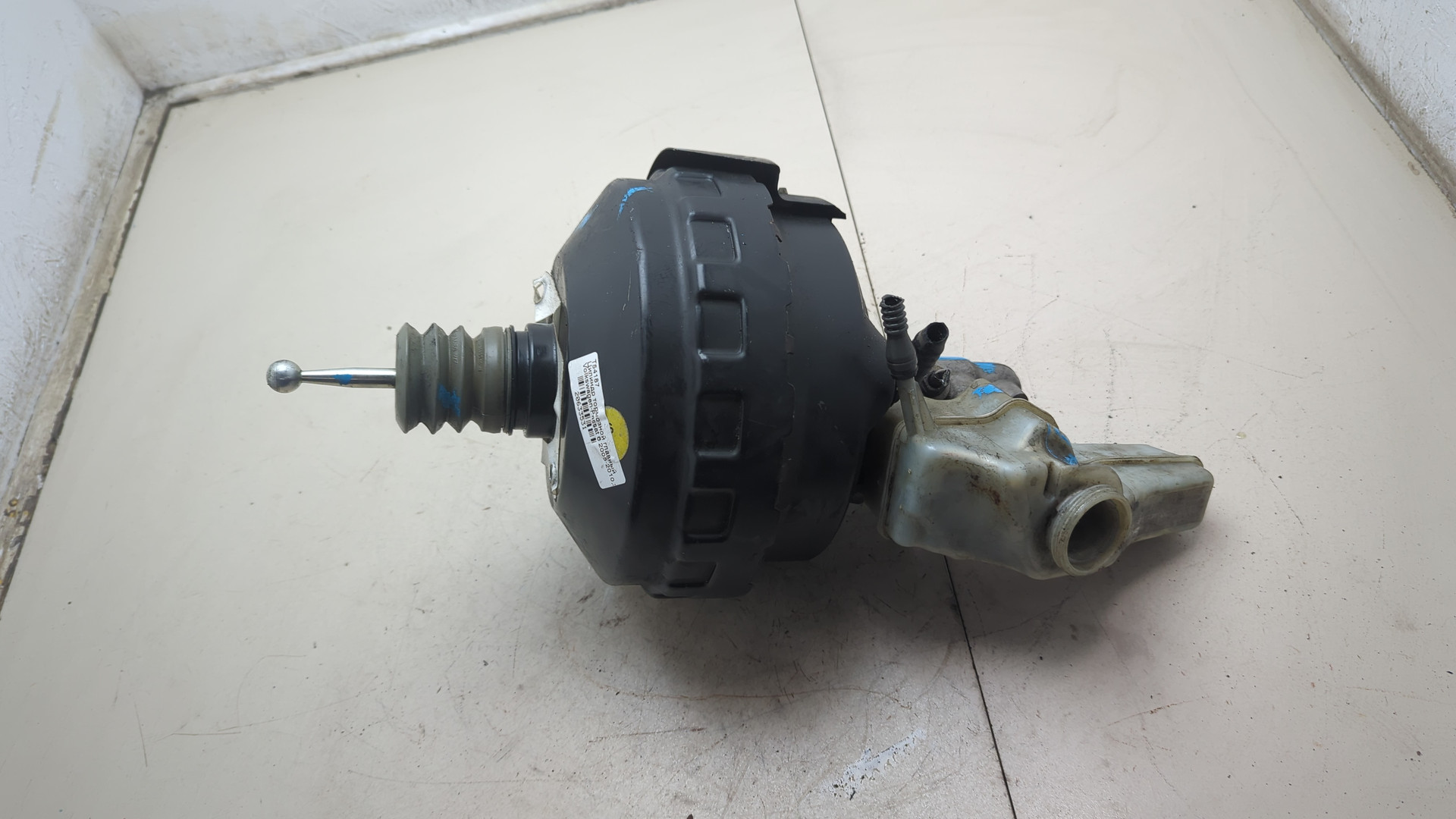 Цилиндр тормозной главный