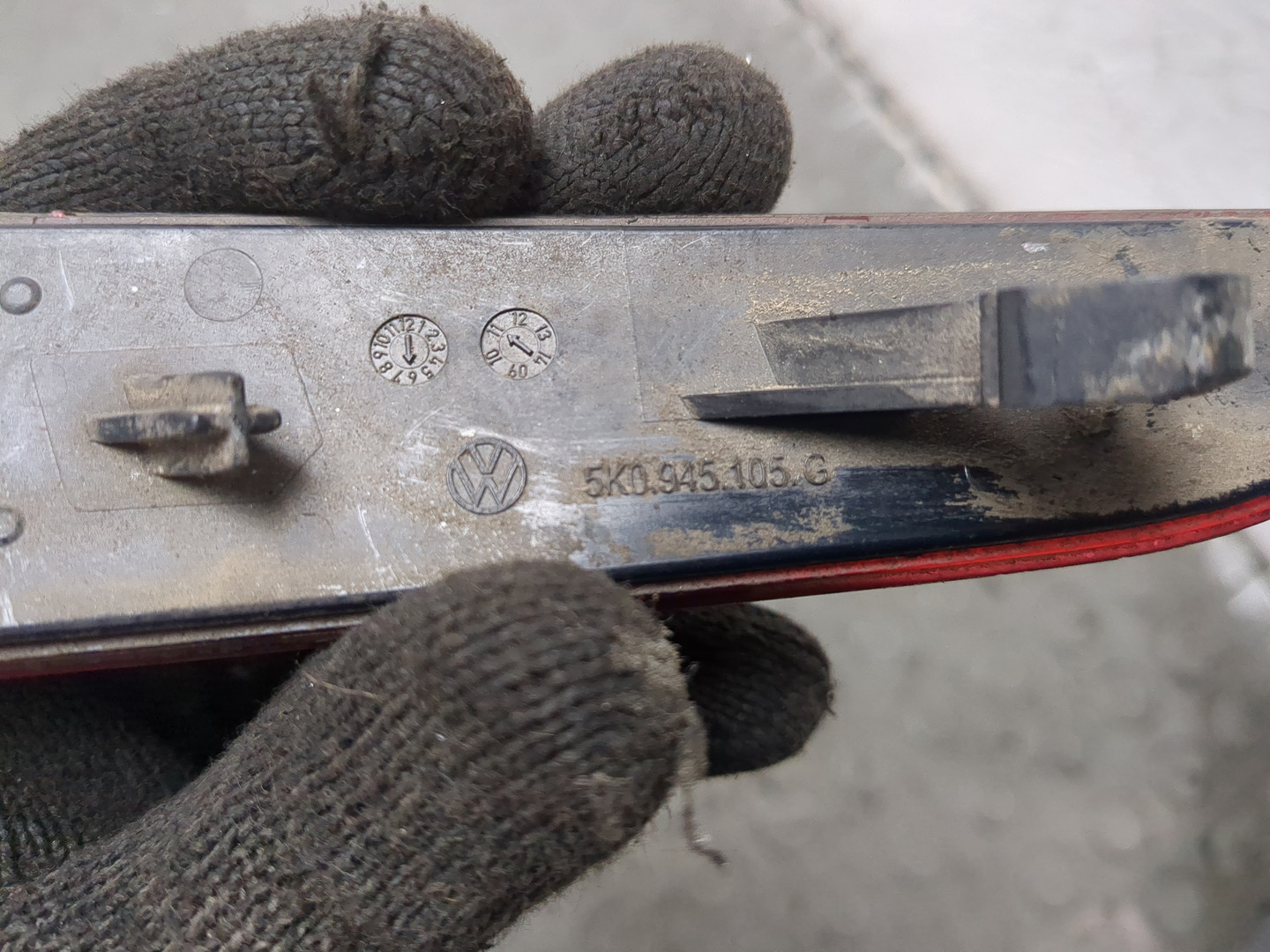 Отражатель в бампер задний левый