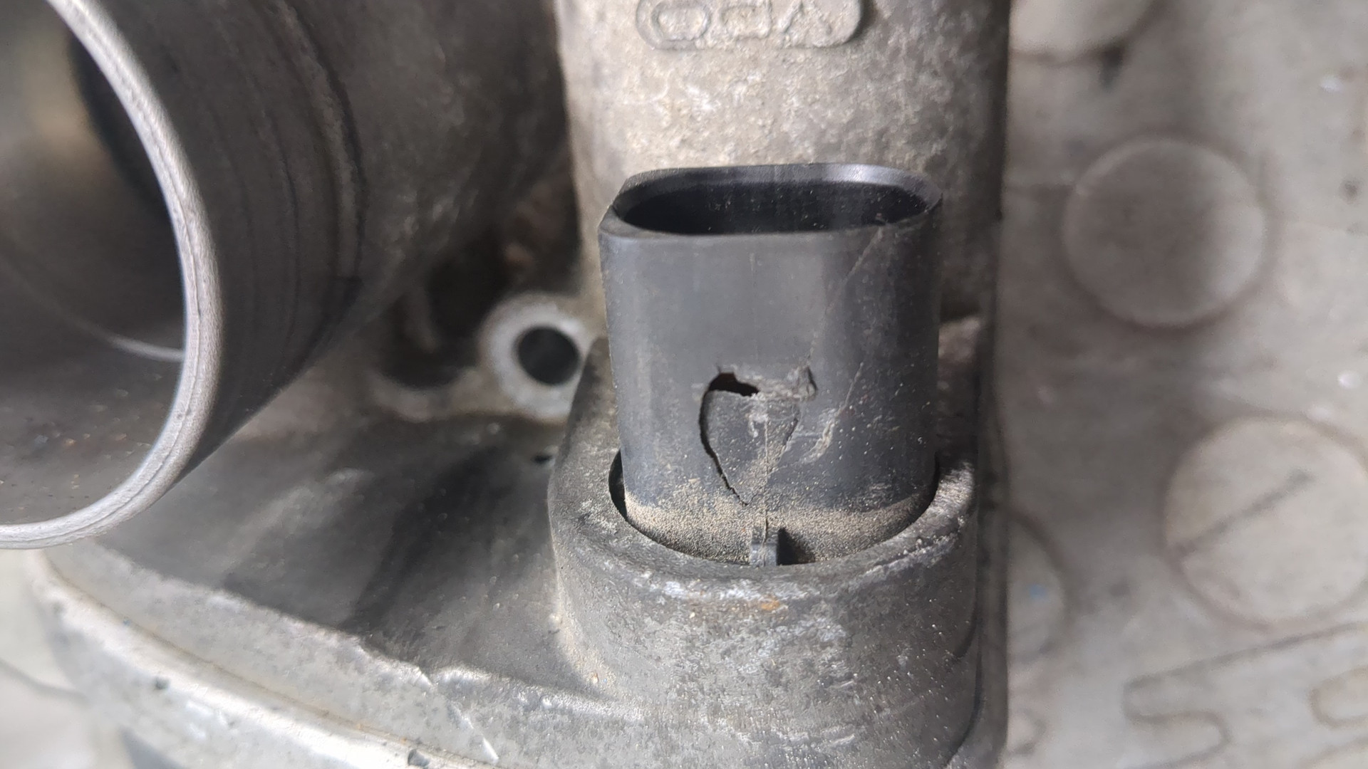 Заслонка дроссельная электрическая