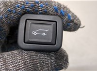  Кнопка открывания багажника салонная Chevrolet Equinox 2017-2024 20636240 #3