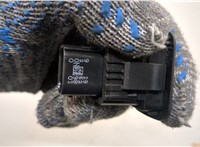  Кнопка открывания багажника салонная Chevrolet Equinox 2017-2024 20636240 #4