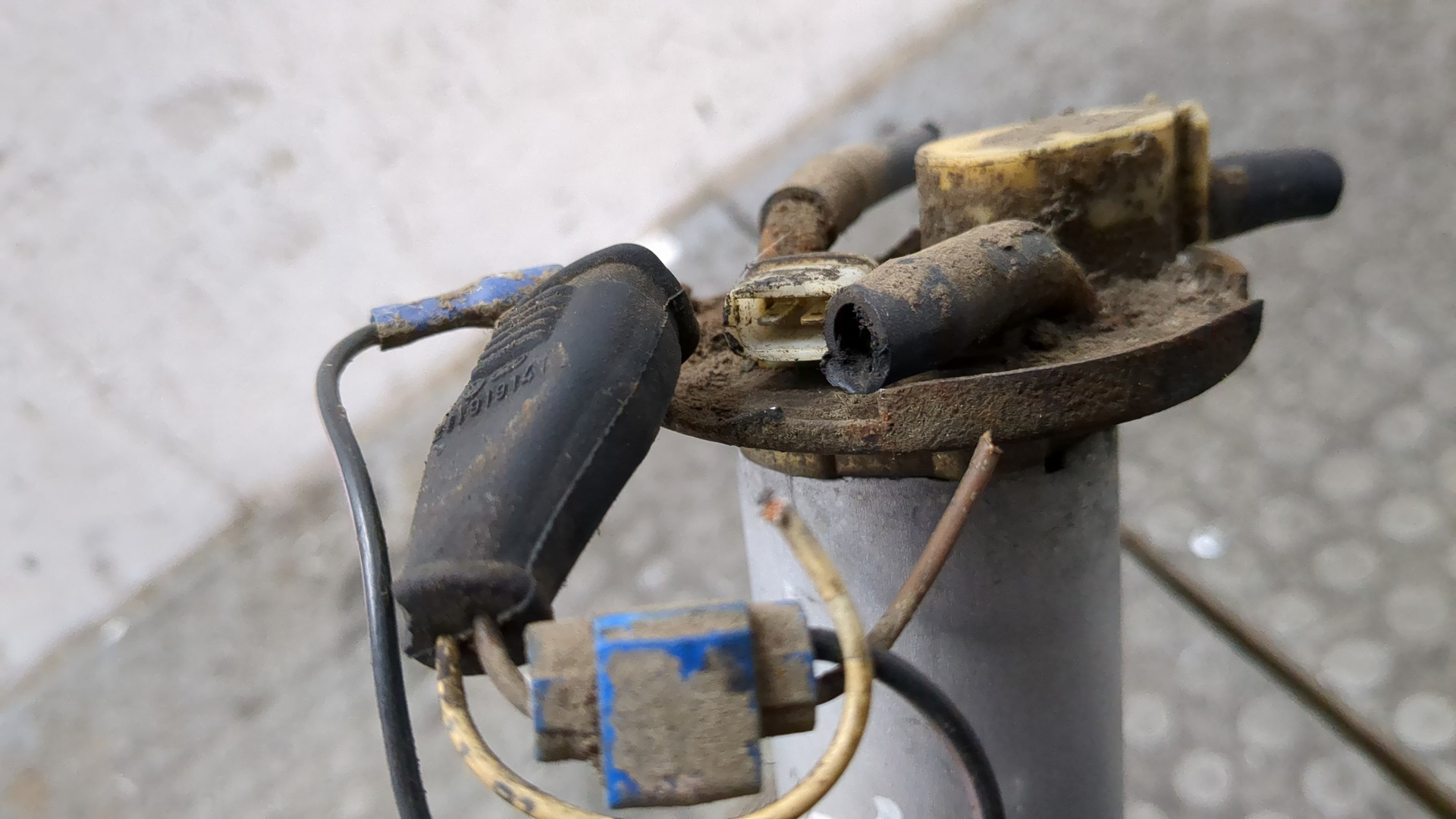 Датчик уровня топлива