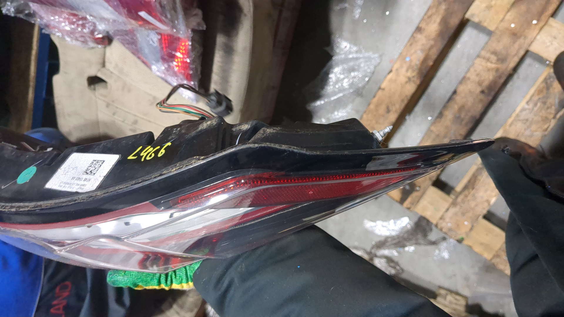 Фонарь задний левый