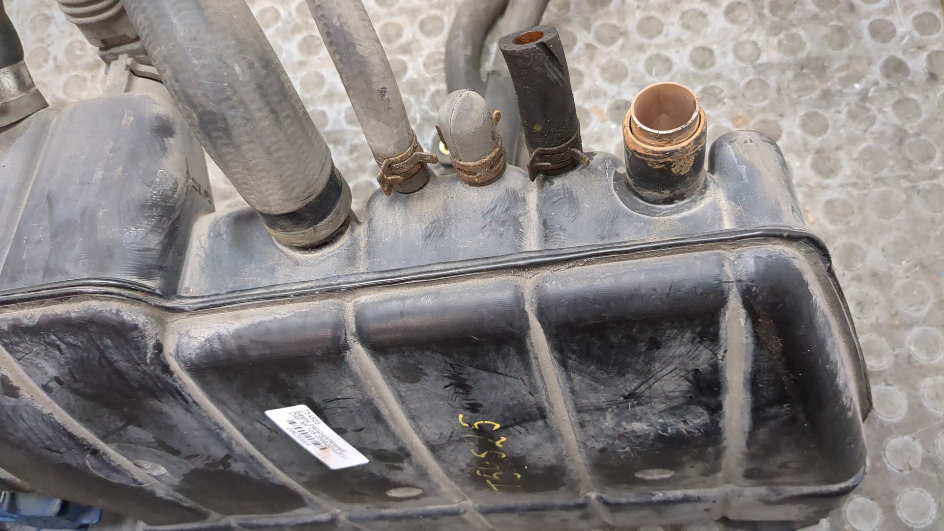 Бачок расширительный