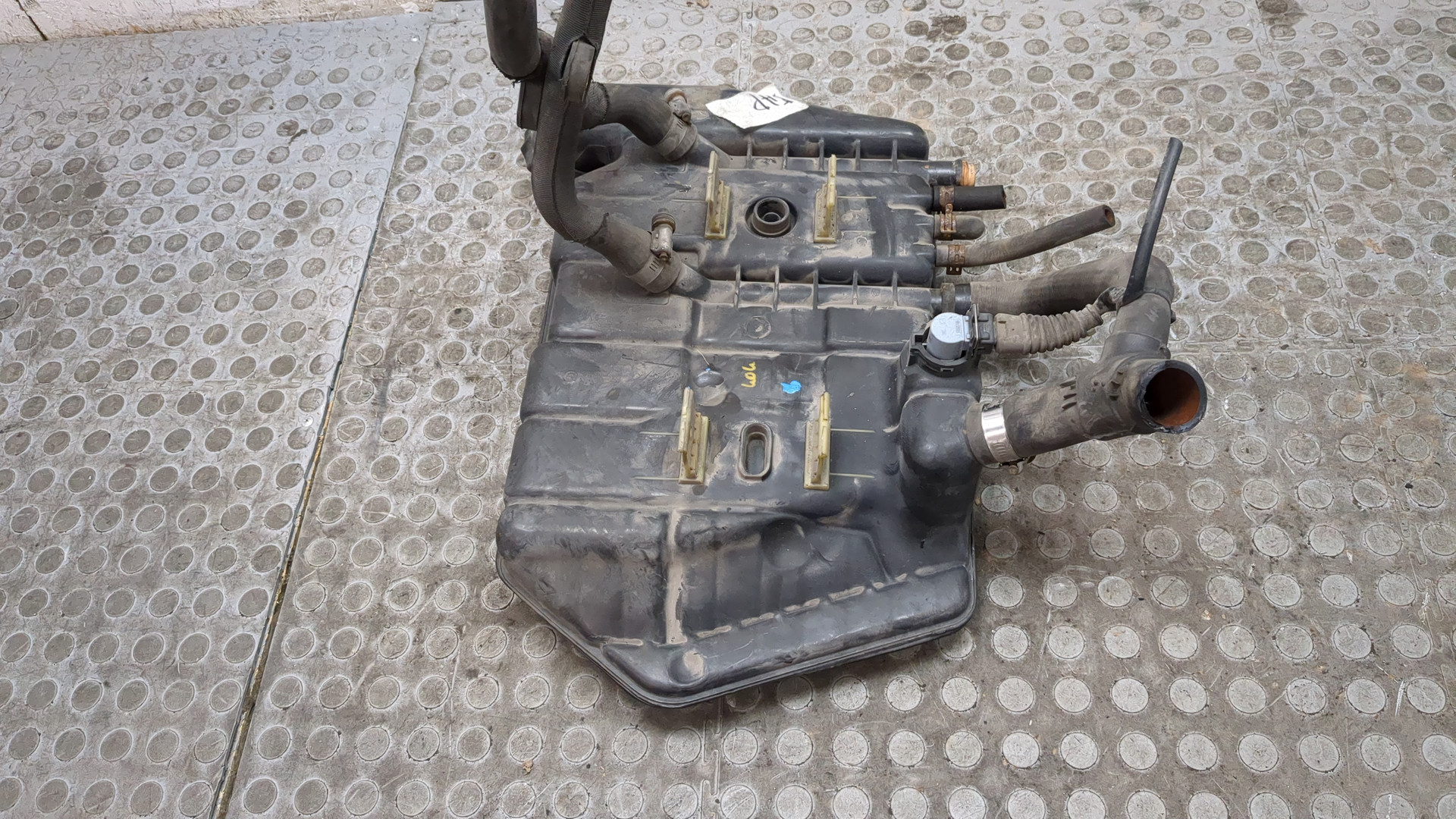 Бачок расширительный