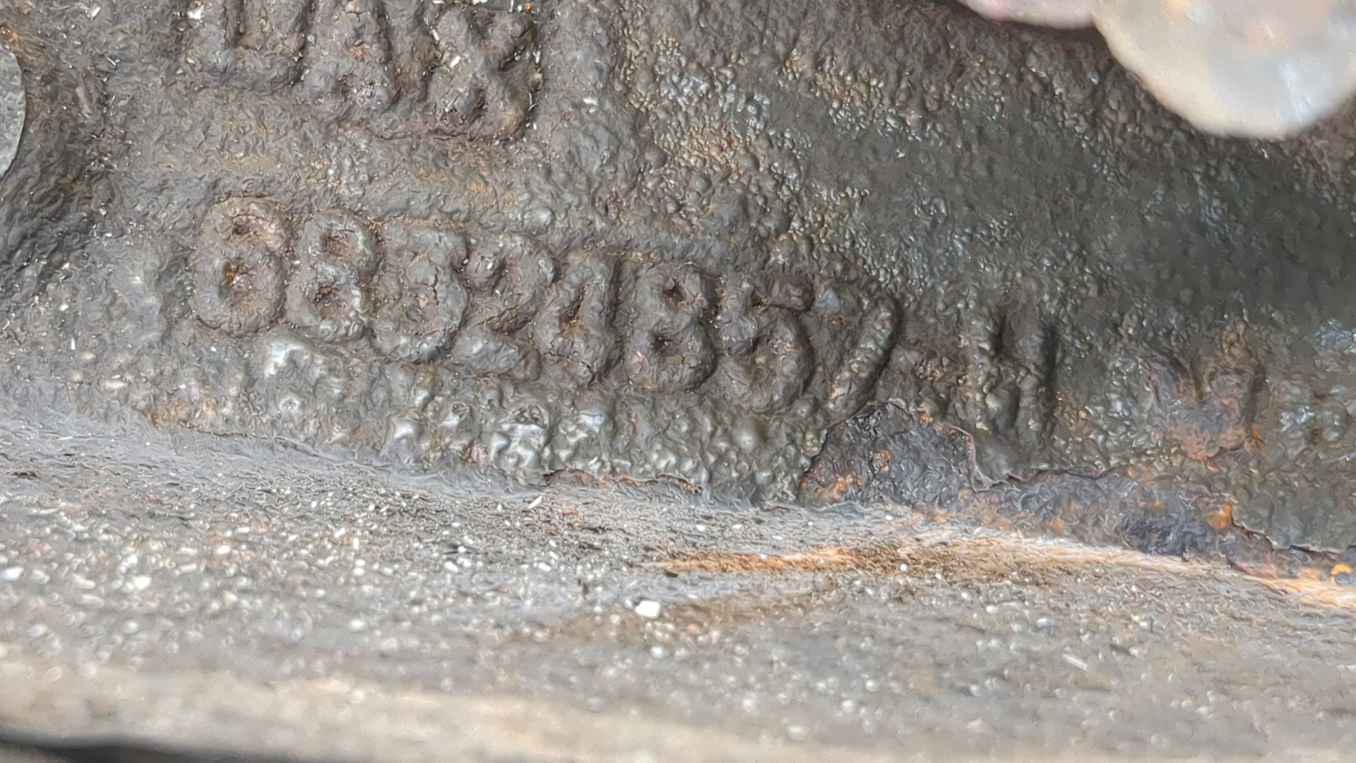 Суппорт передний правый