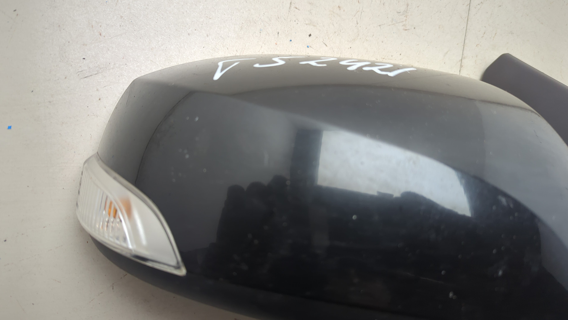 Зеркало правое электрическое