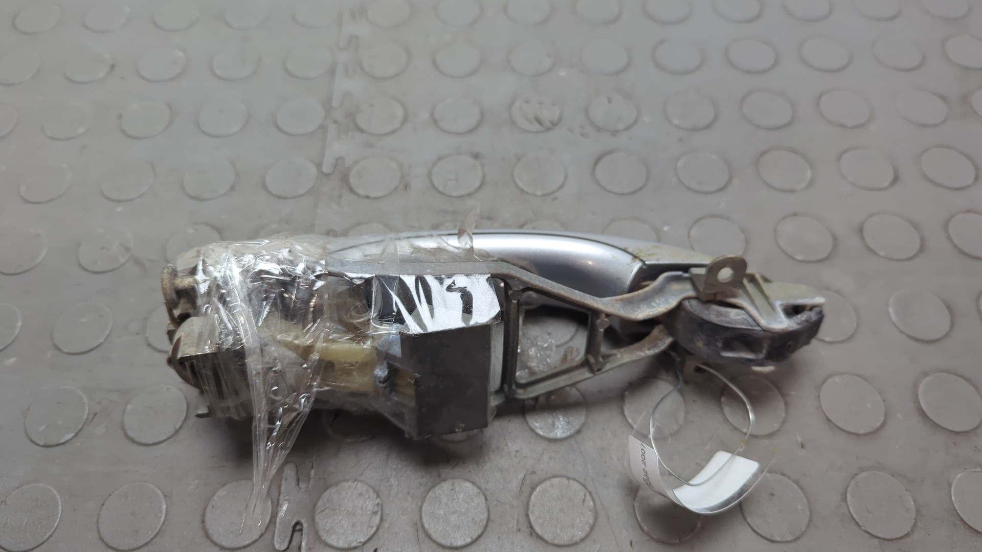 Ручка двери наружная