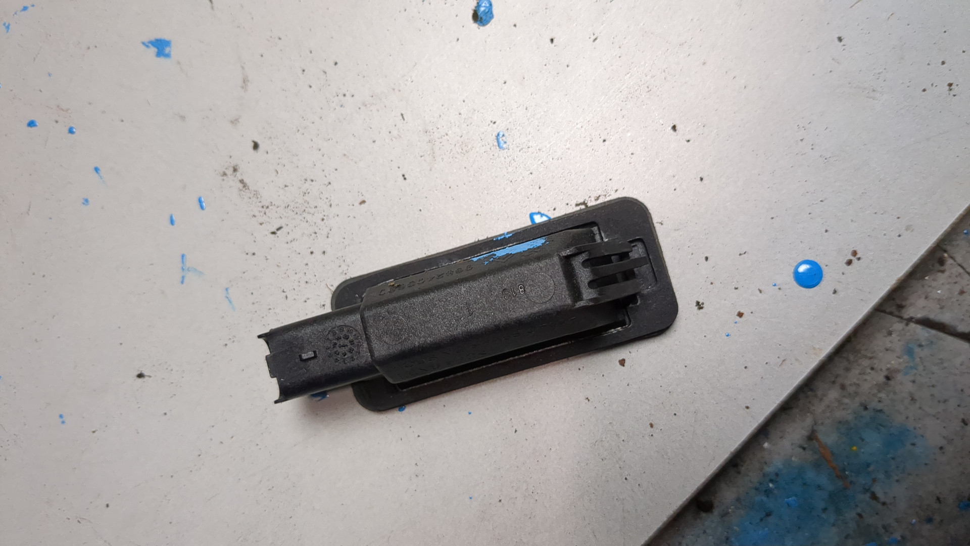 Фонарь подсветки номера