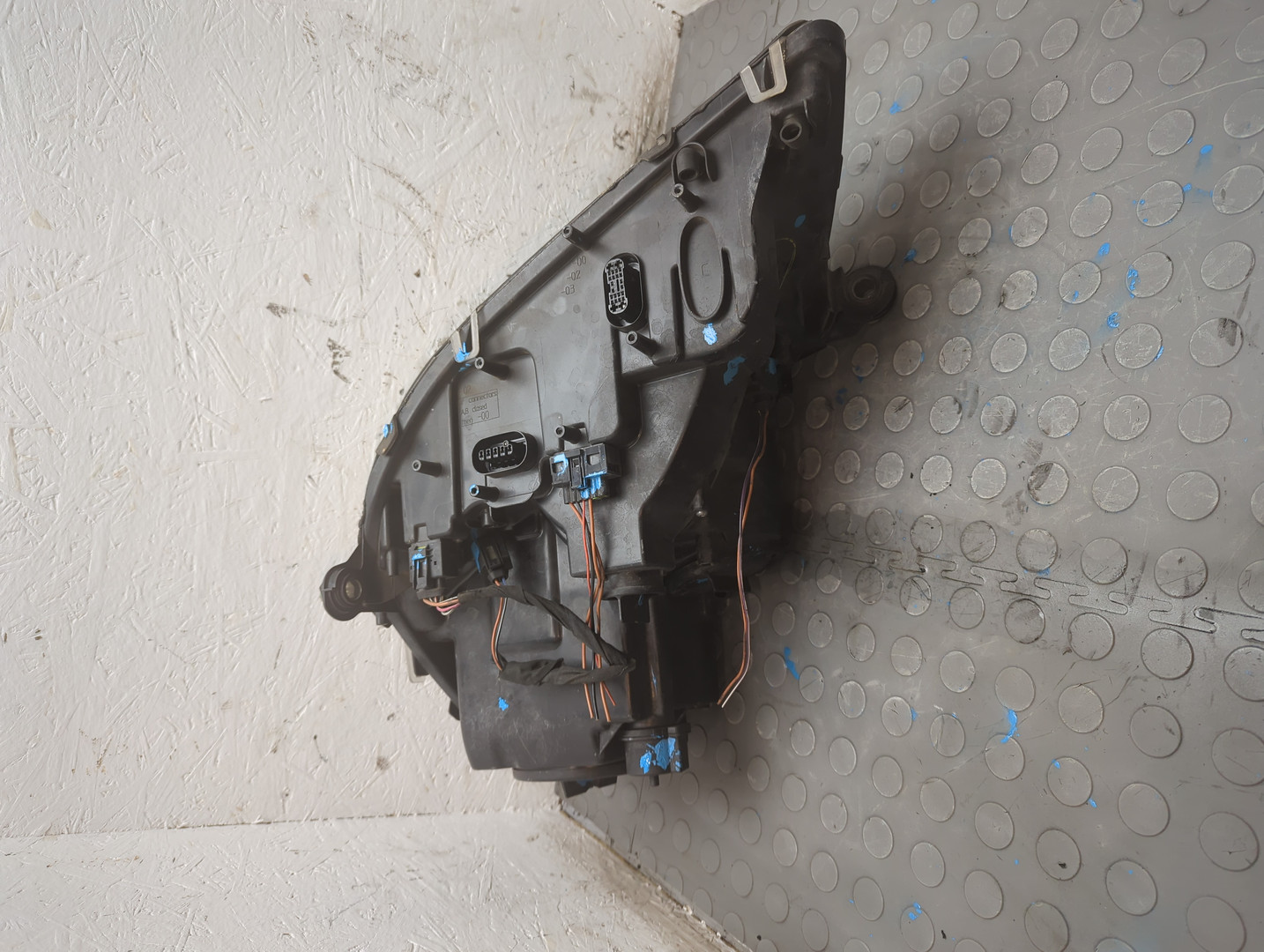 Фара правая