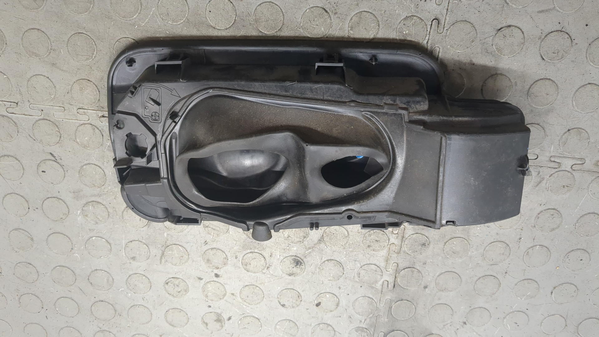 Лючок бензобака