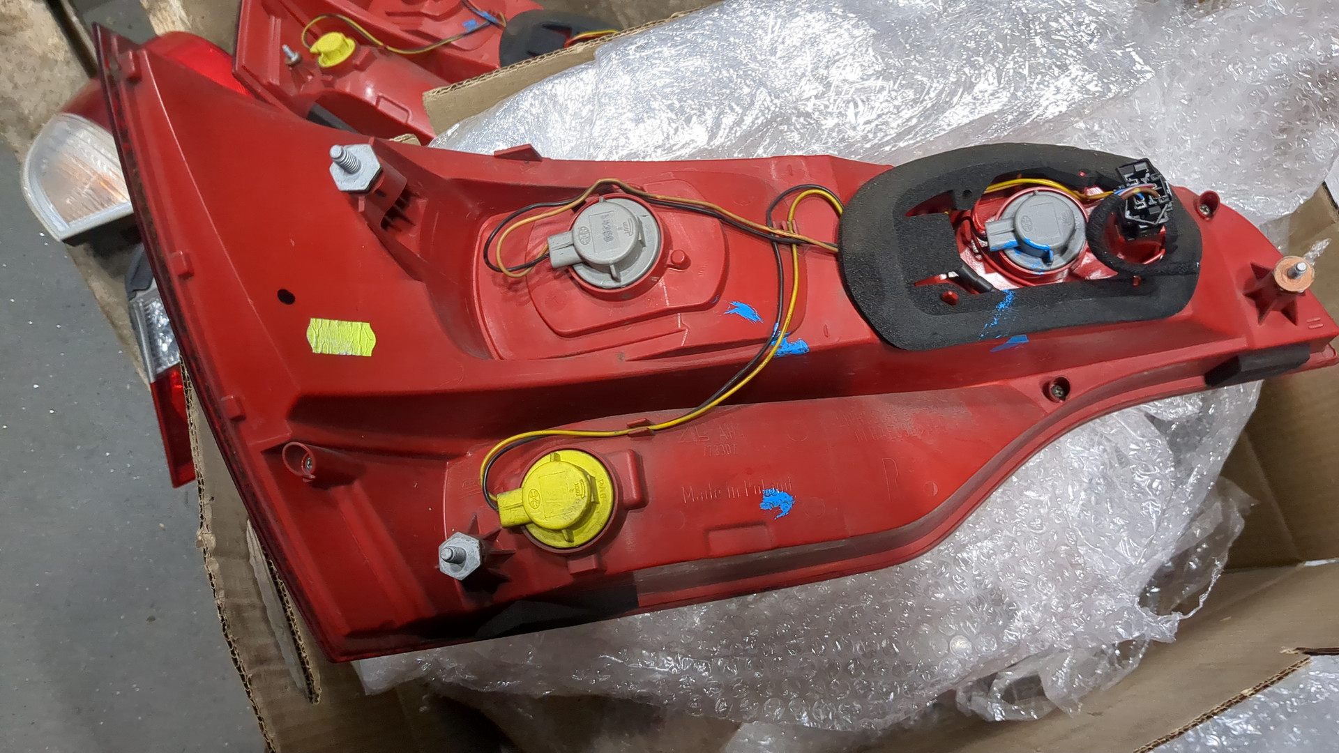 Фонарь задний правый